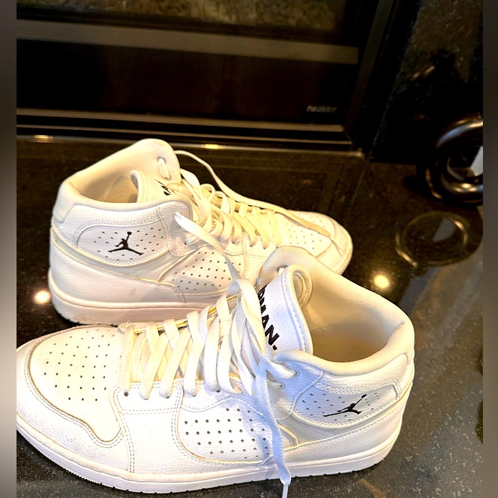 Men’s Jordan sneakers